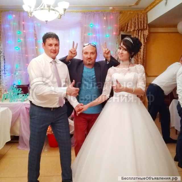 Ведущий праздников в Керчи