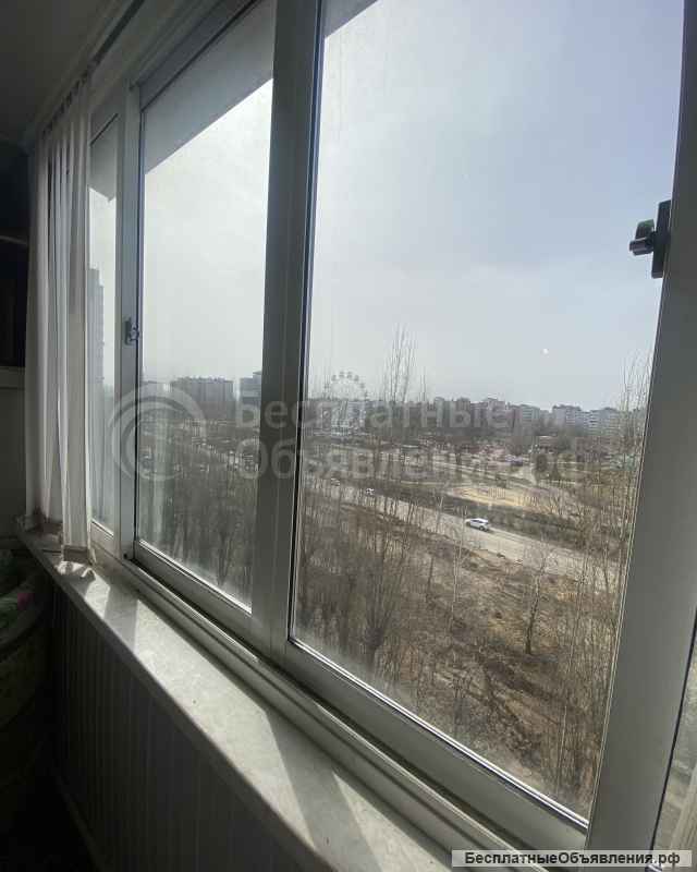 1-ю квартиру у ТЦ Арена, по ул. 60 Армии, дом 23