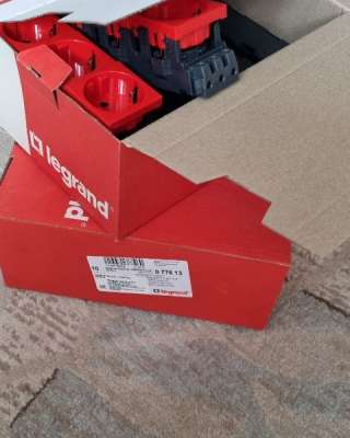 Розетки 220в