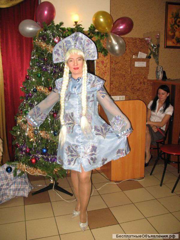 Тамада, ведущая недорого с музыкой на свадьбу, юбилей, корпоратив. Свет, дым.