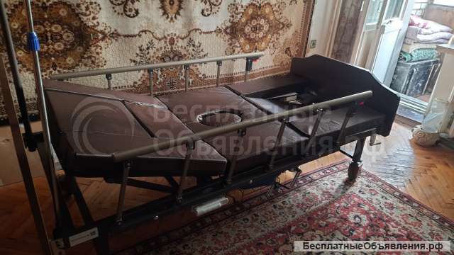 Медицинская кровать для лежачих больных