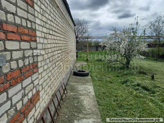 Дом с земельным участком в Андроповском районе Ставропольского края