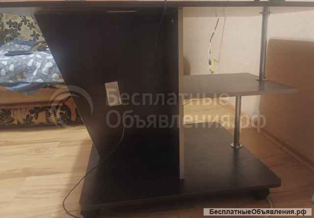 Стол из ДСП