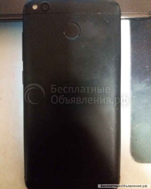 Xiaomi Readmi 4x (б/у 1 месяц) рабочий, трешины на тачпаде