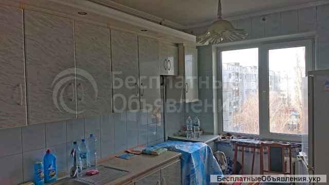 Двокімнатну на проспекті Незалежності