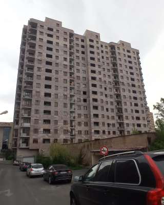 Большая новая 2-х к.кв. в Ереване в районе Зейтун