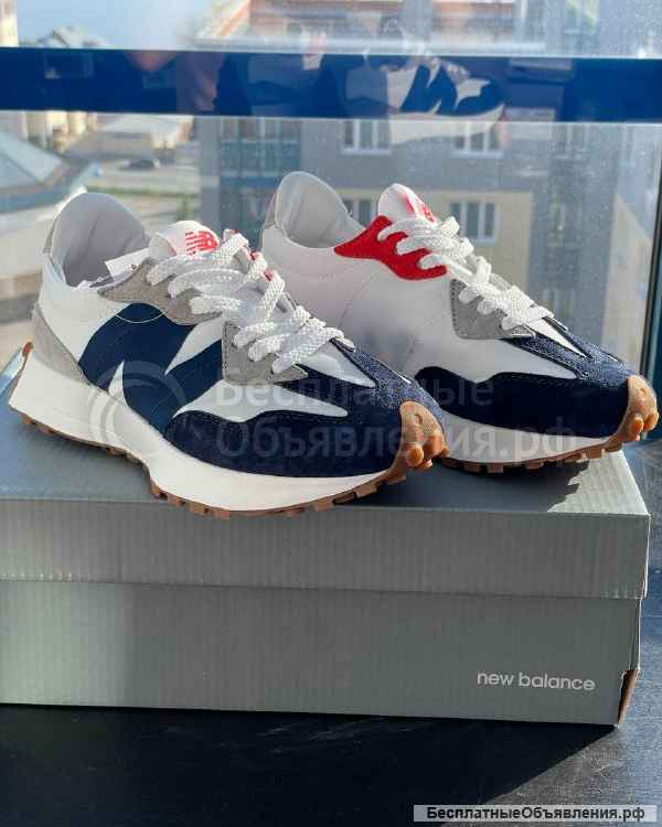 New Balance 327 LUXE