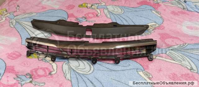 Решётка радиатора Тойота Виш