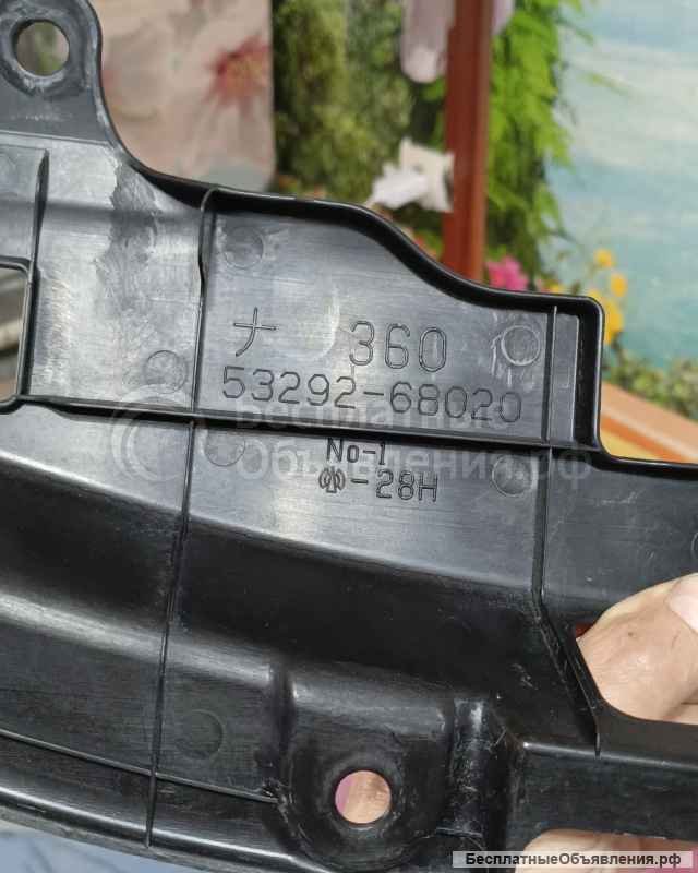 Решётка радиатора Тойота Виш