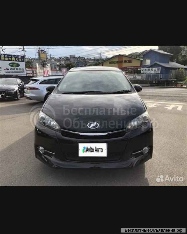 Решётка радиатора Тойота Виш