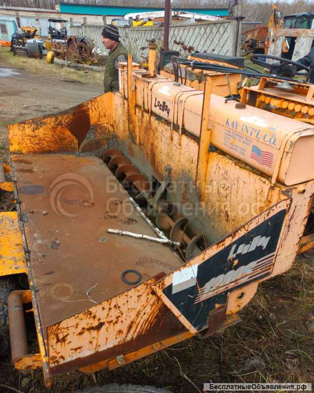 Самоходная дорожно-ремонтная машина Leeboy 1200S