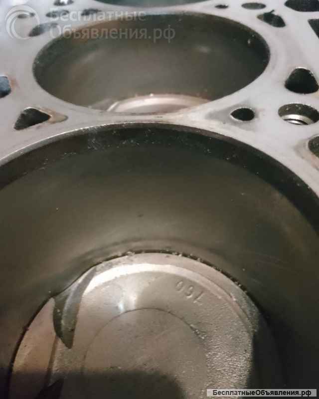 Блок цилиндров K4MD812 в сборе с поршневой