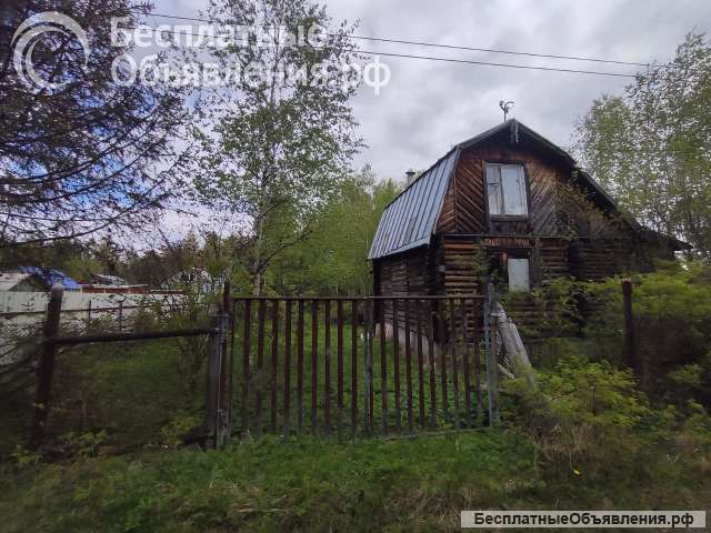 Дачу с земельным участком 6 соток в Московской области