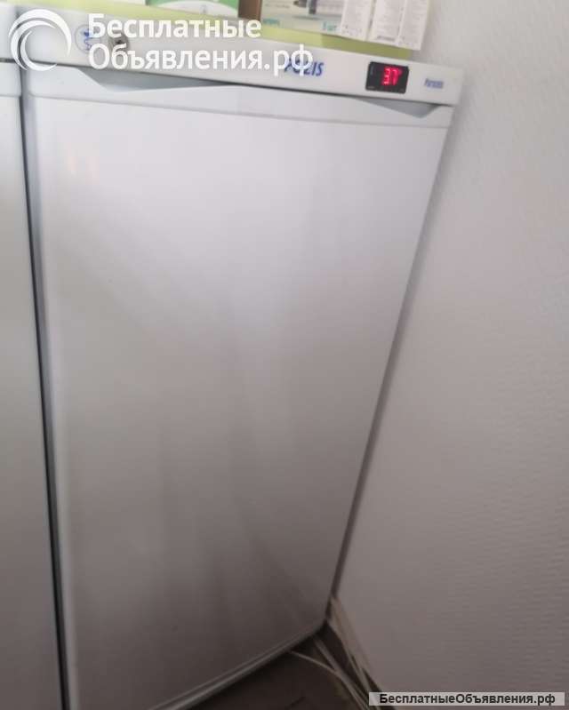 Мебель для аптеки или магазина