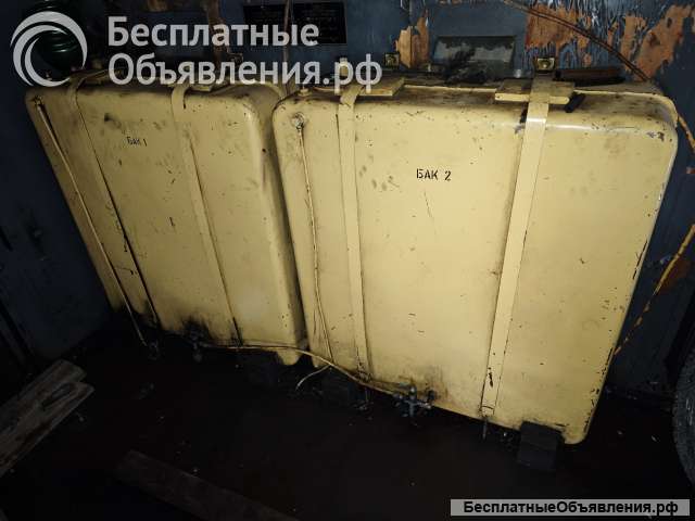 Баки ёмкости топливные по 300 литров