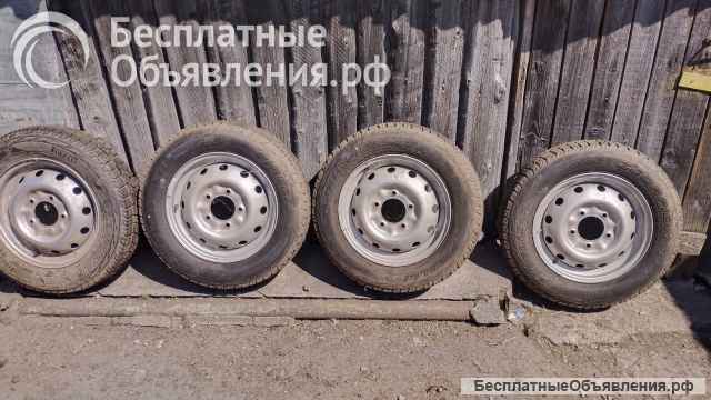 Резина на дисках штамповка на ниву