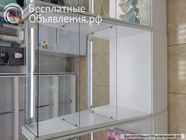 Витрины напольные с подсветкой