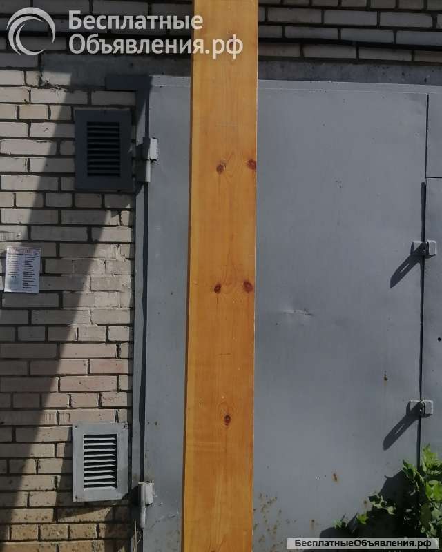 Подоконник из цельного массива сосны