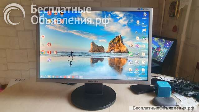 Монитор Samsung SyncMaster 2243NW 22"