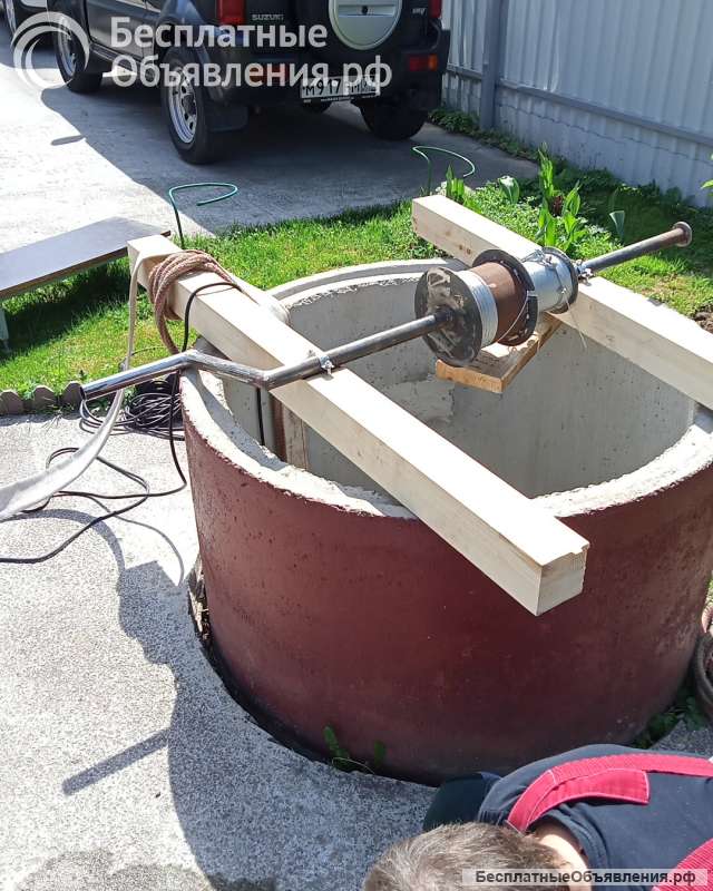 Чистка и ремонт питьевых колодцев, бурение скважин