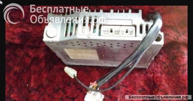 Автомагнитола "Тойота"(Япония). Подключается к сети авто 12 вольт.