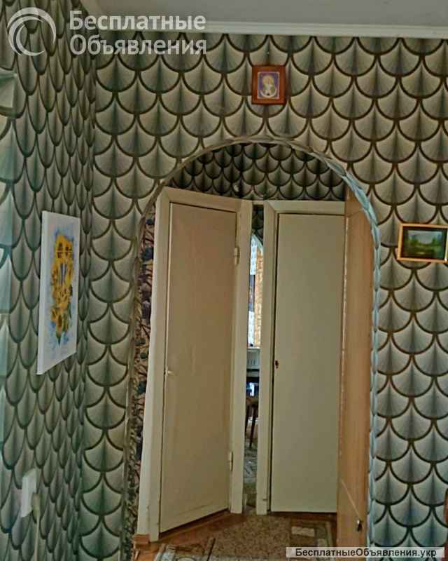 Здам 2-Х кімнатну з меблями і технікою на Митрофанова