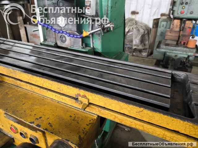 6Р12 вертикальный консольно-фрезерный станок с цифровой индикацией