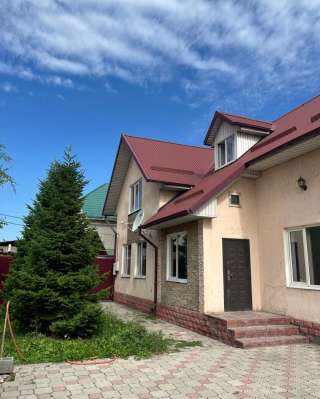 Дом мансардный Участок: 5 соток Площадь: 188,5 м2 Х/пост. Баня, времянка.