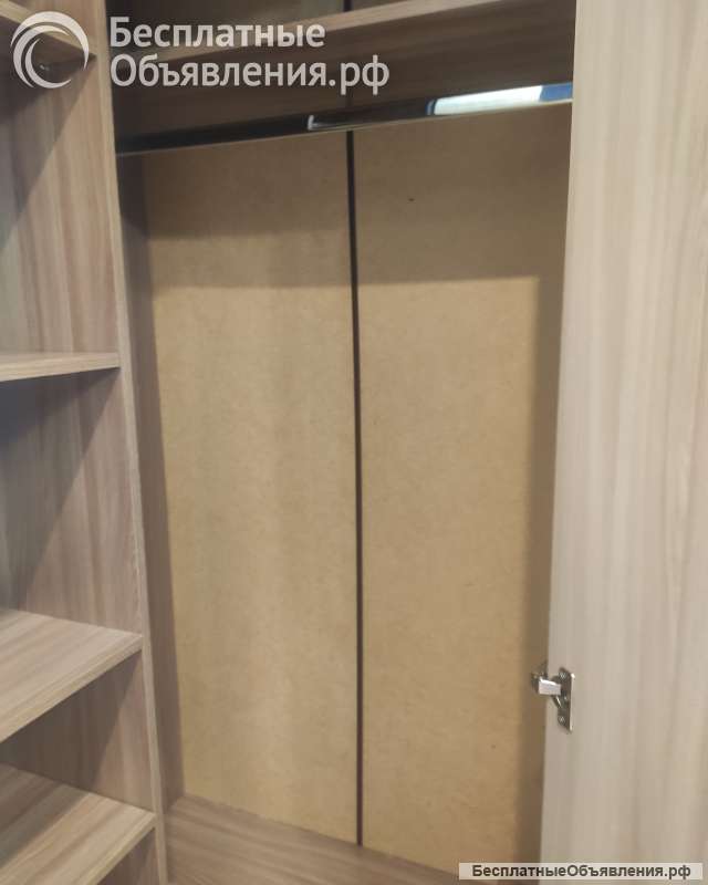 Шкаф угловой