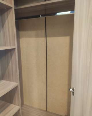 Шкаф угловой