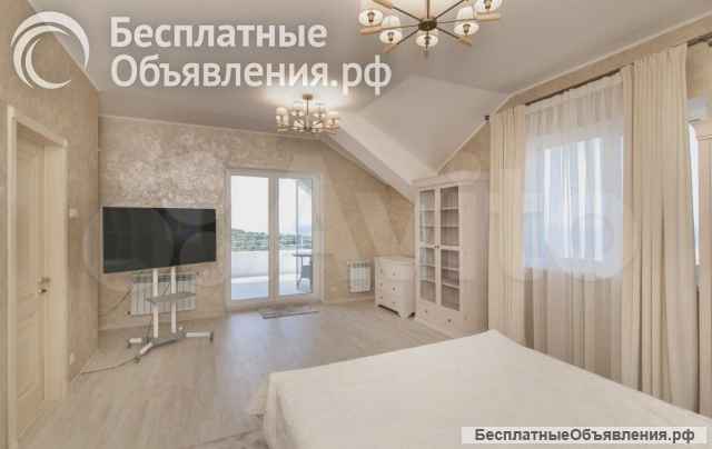 Дом 270кв м участок 8.5 сотки