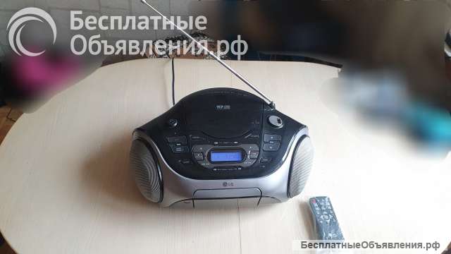 Магнитола бумбокс LG LPC53-X0