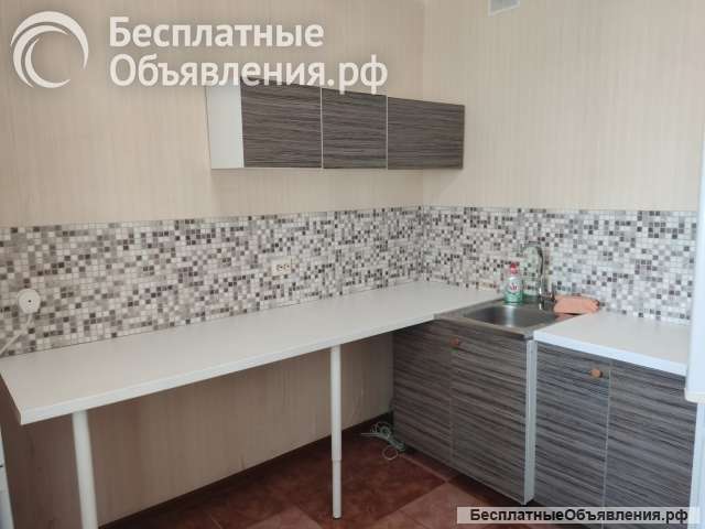 Кухня-мини с 2- столами