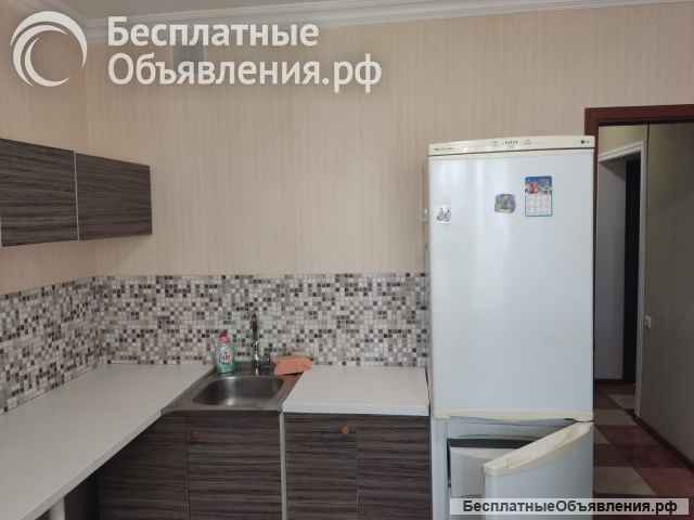 Кухня-мини с 2- столами