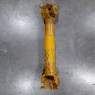 Вал карданный L=630 (кв. фланец, болт 4х13)