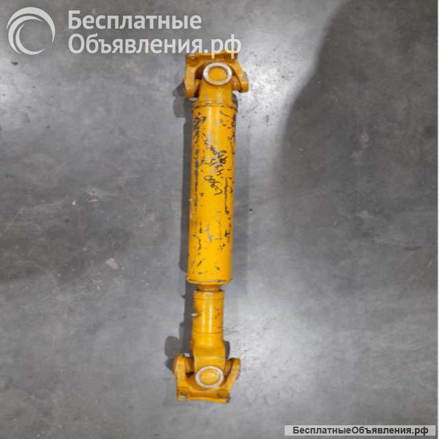 Вал карданный L=900 (кв. фланец, болт 4х15)
