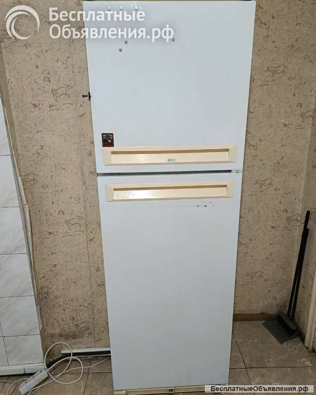 Холодильник STINOL б.у.