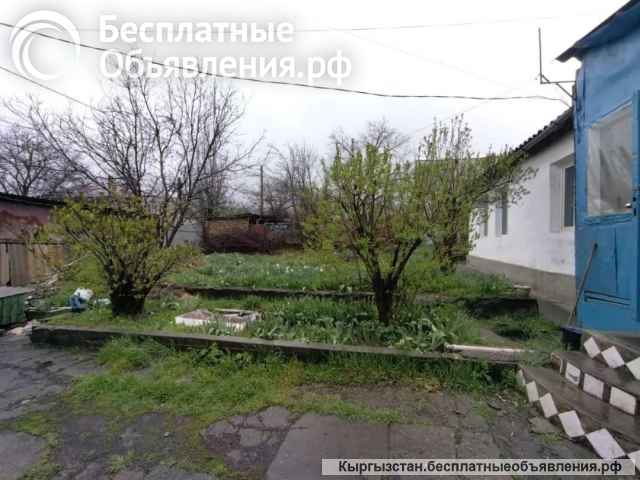Дом, 2 комнаты, вдоль трассы, с. Чон-Арык, б/п