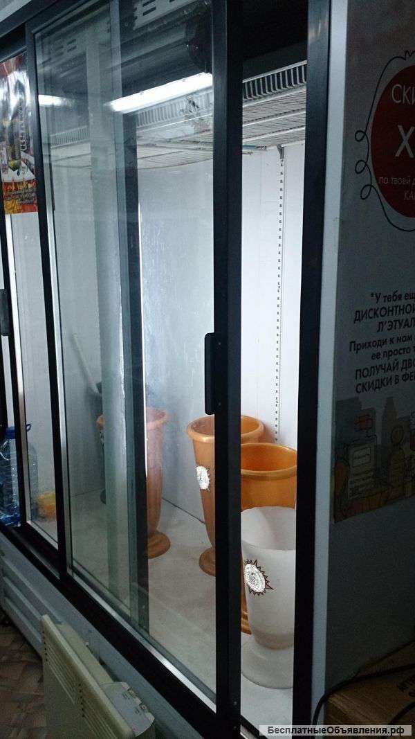 Холодильный шкаф-купе для цветов