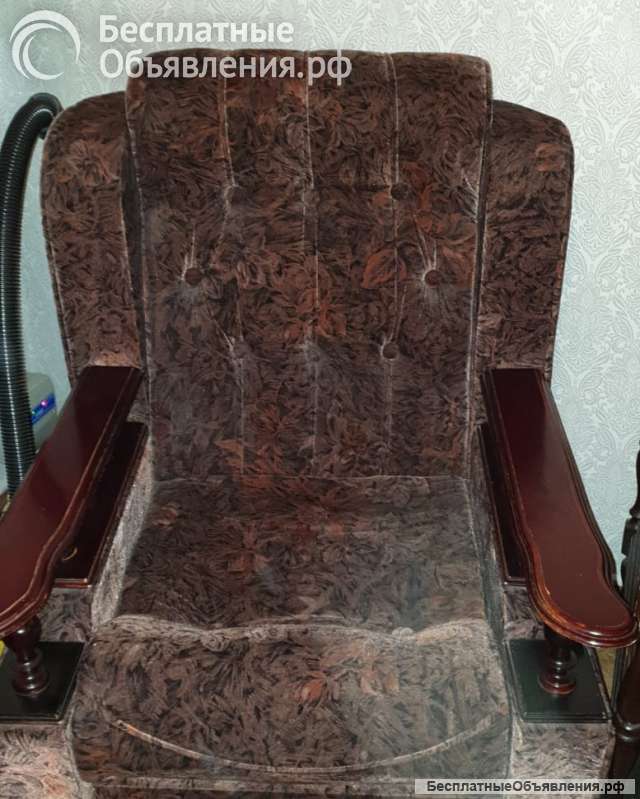 Диван и 2 кресла