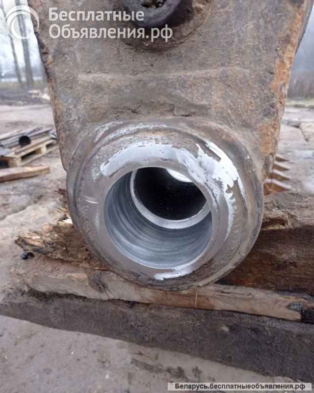 Восстановление изношенных отверстий на погрузчиках и спецтехнике