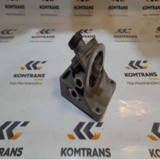 Кронштейн фильтра грубой очистки топлива площадка (PL270/PL420) 6