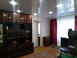 Сдаю 2 комнатную квартиру на длительный срок