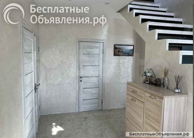 Дом двухэтажный 156кв м, участок 4.2 сотки