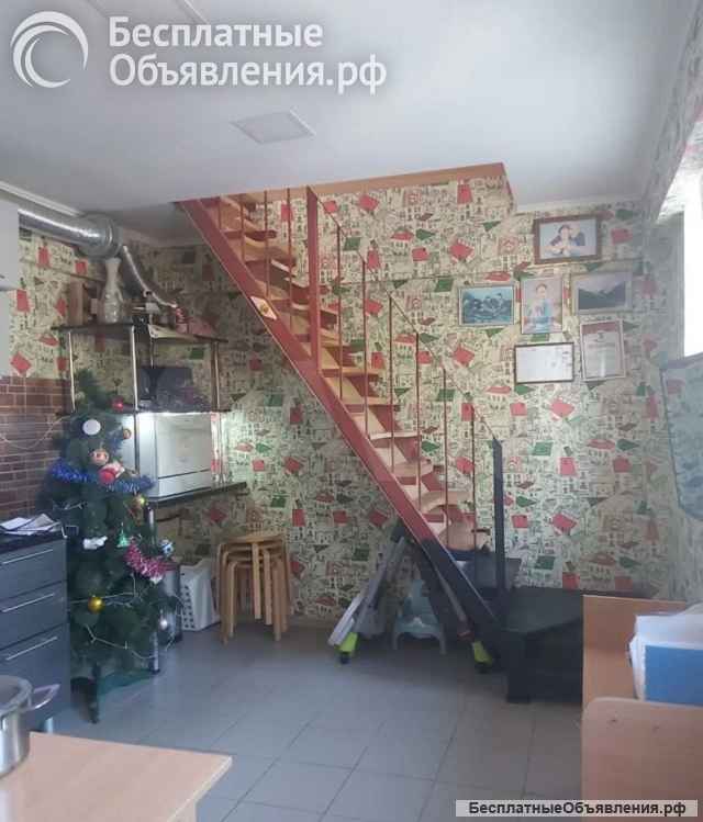 2-х этажный дом участок 6 соток