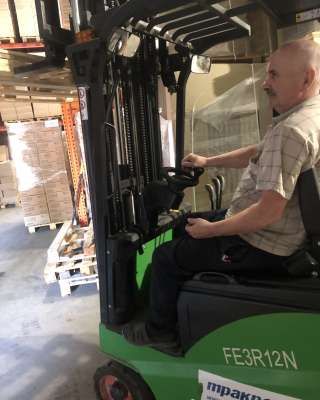 Водитель погрузчика