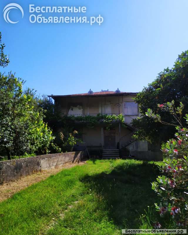 Дом с большим участком