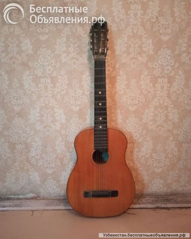 Гитара акустическая