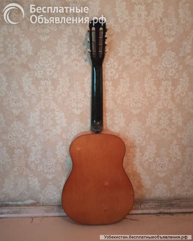 Гитара акустическая