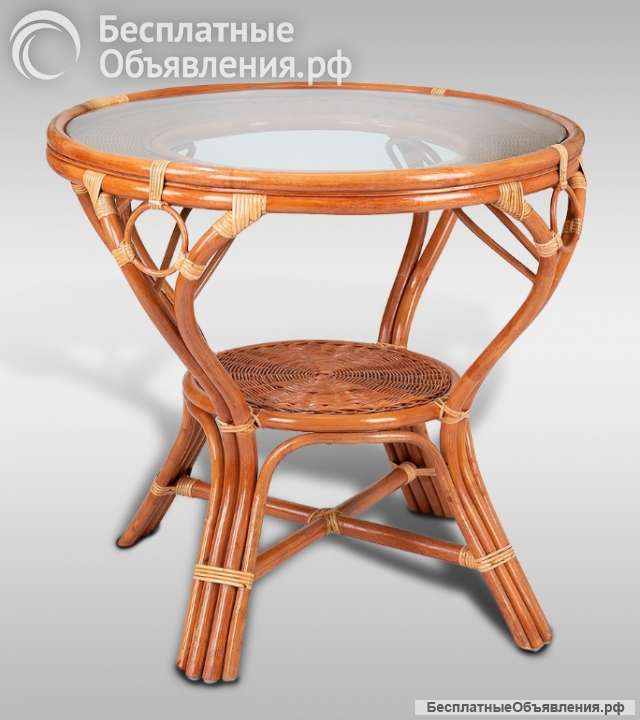 Стол из ротанга